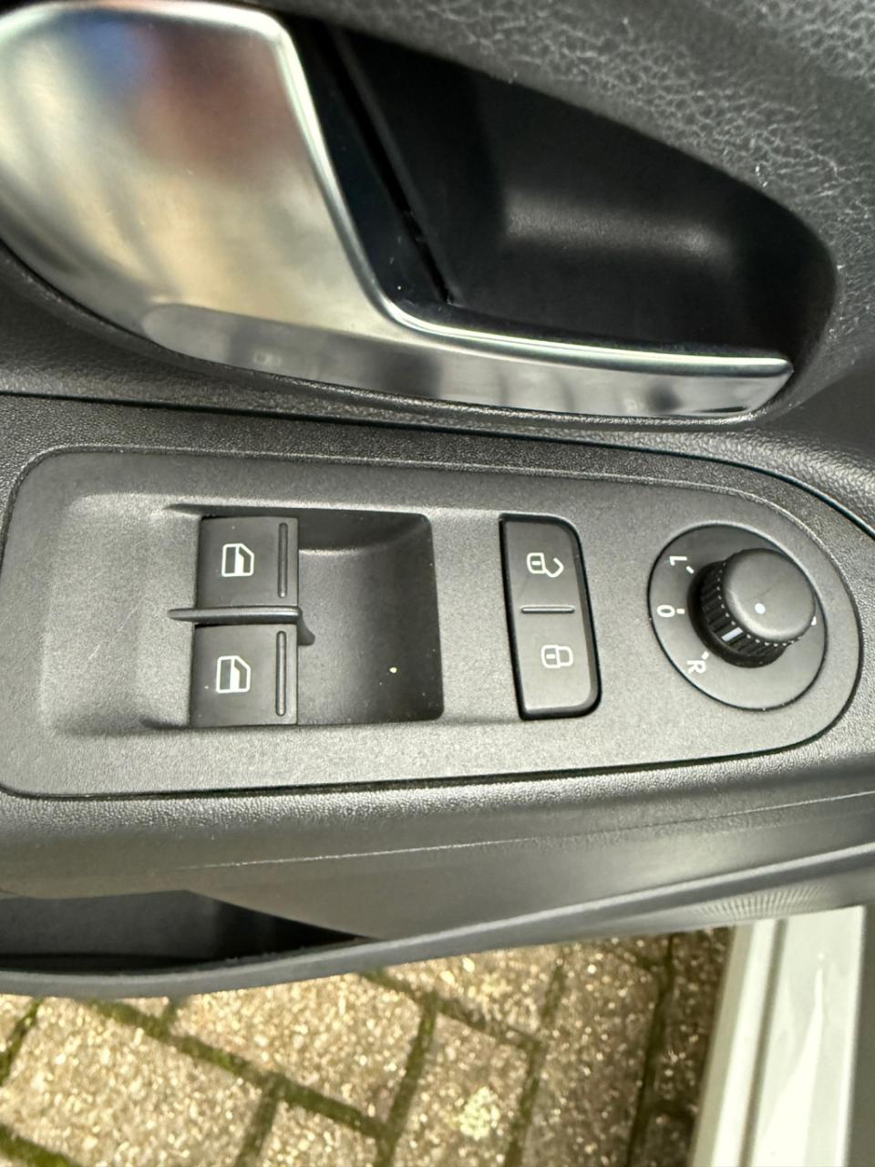 Volkswagen UP! 1.0 bmt move up!