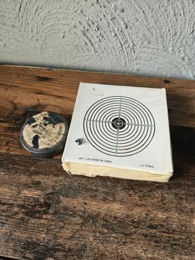 Vintage Schietkaarten en Loodjes voor Luchtbuks