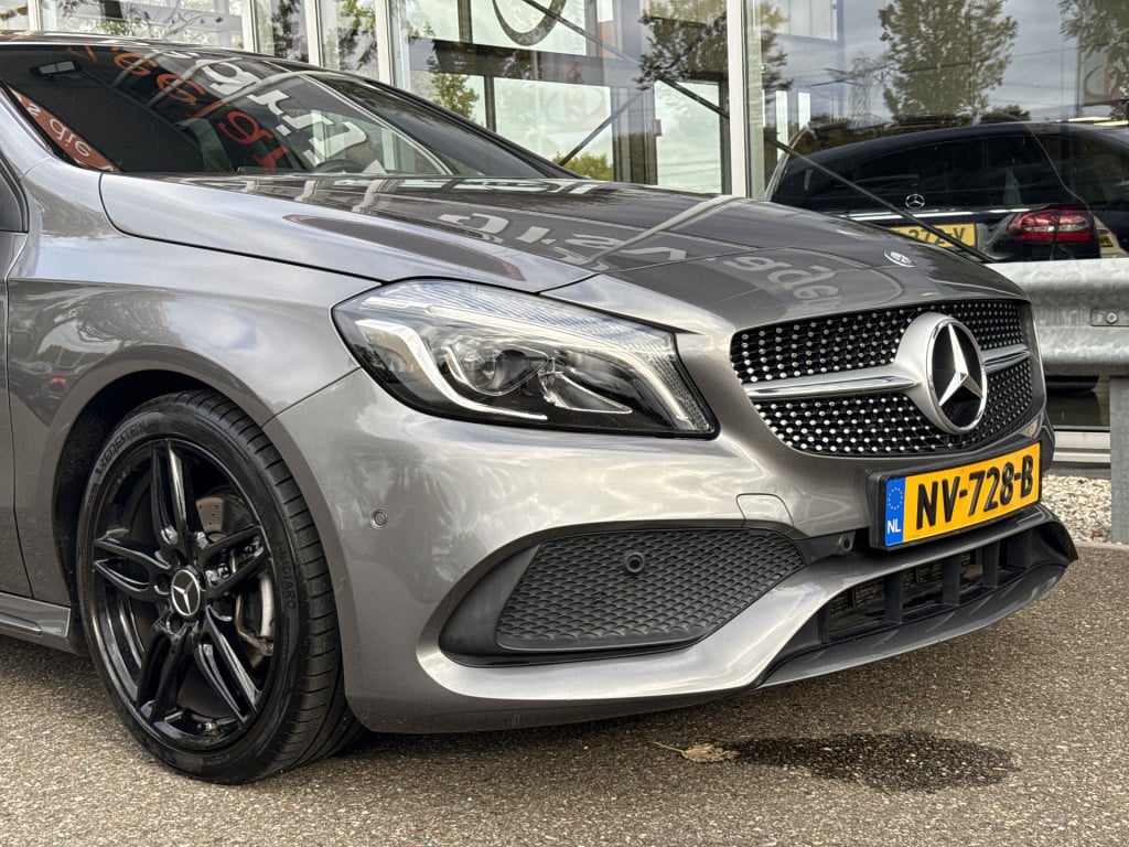 Mercedes-Benz A-Klasse 180 amg night edition plus | h&k | carplay | leder |