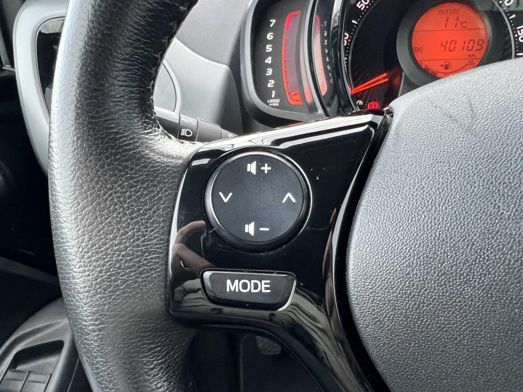 Toyota Aygo 1.0 vvt-i x-joy cabrio | nl auto | dealeronderhouden