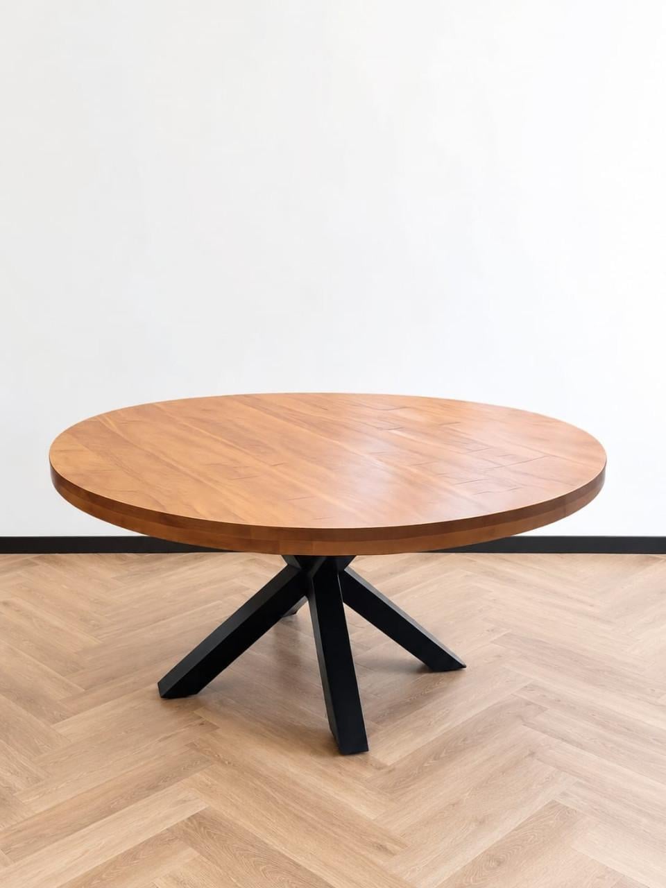 Eettafel rond mangohout 130cm