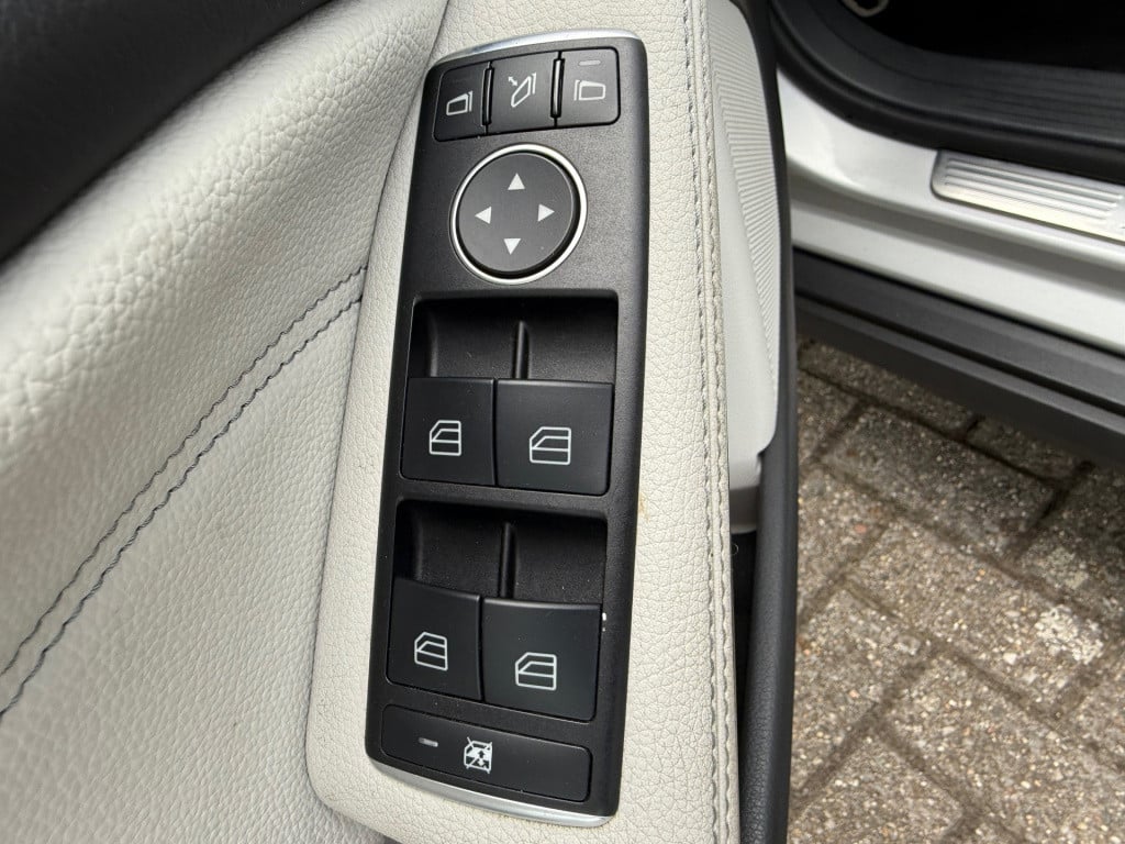 Mercedes-Benz Gla-klasse 180 premium plus