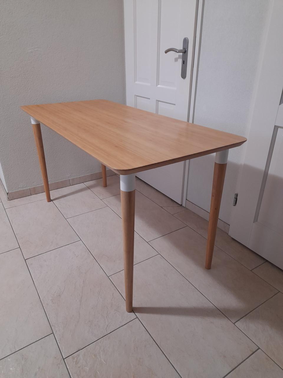 Anfallare / hilver Tafel/bureau 140 x 65 x 73H (bamboe)