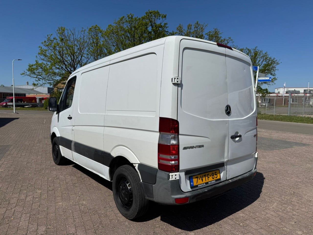 Mercedes sprinter 210 bj 2012  3750 euro
