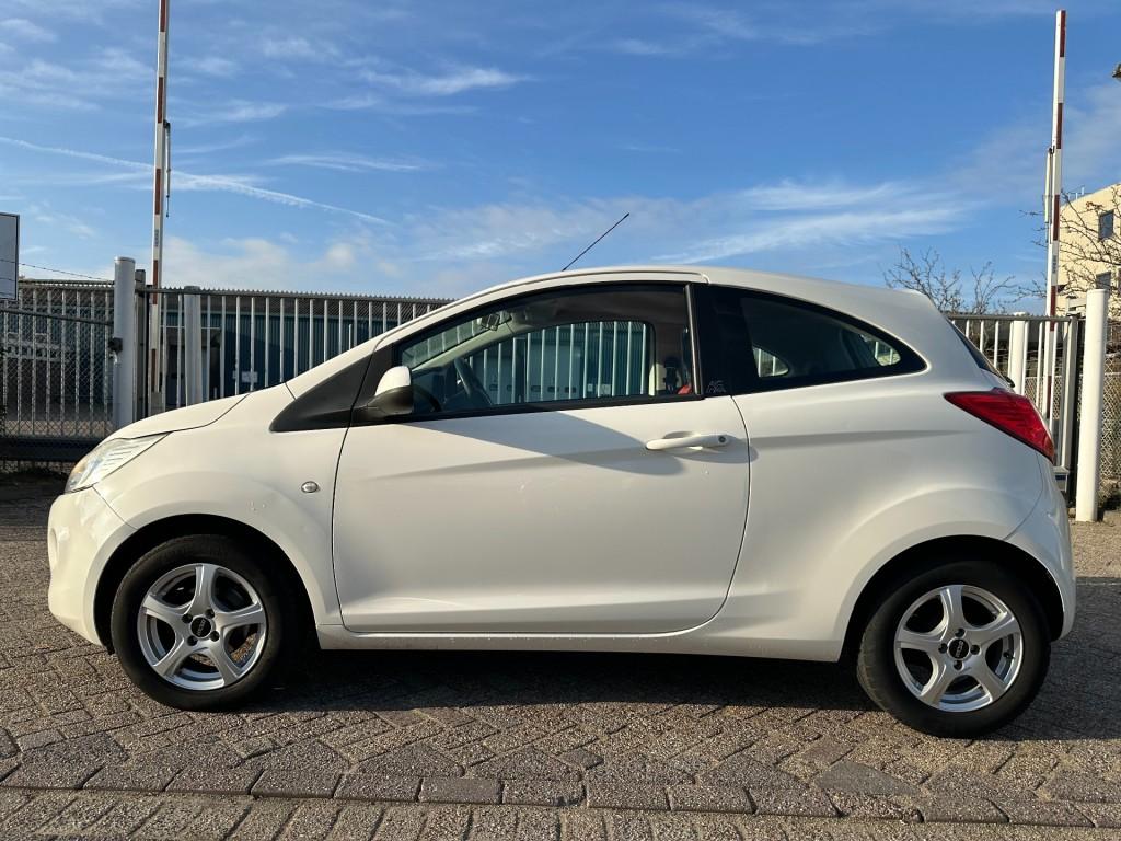 Ford KA 1.2 comfort start/stop lage km airco