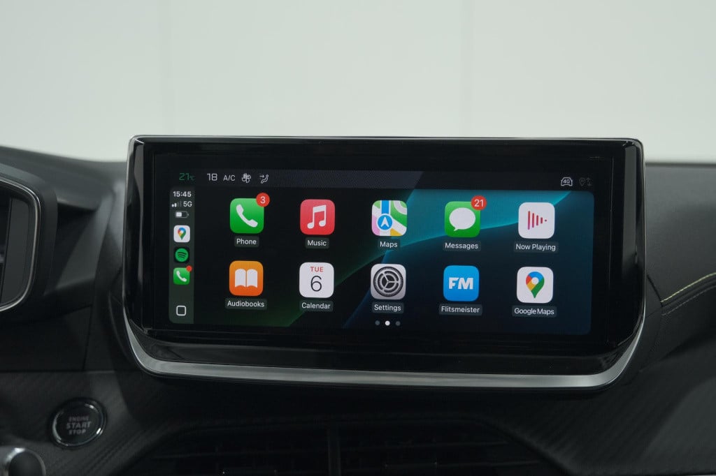 Peugeot 2008 puretech 130 eat8 gt | camera | apple carplay | parkeersensore