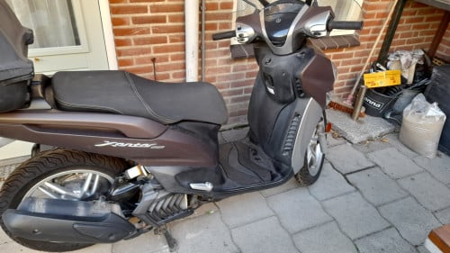 Motor Scooter Jamaha