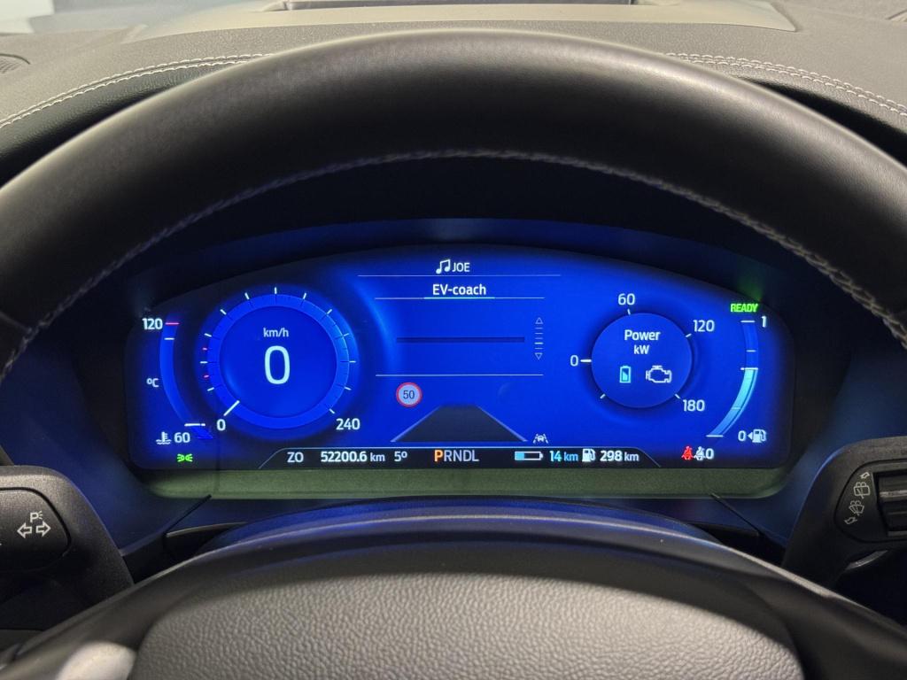 Ford Kuga 2.5 phev vignale soh 90%