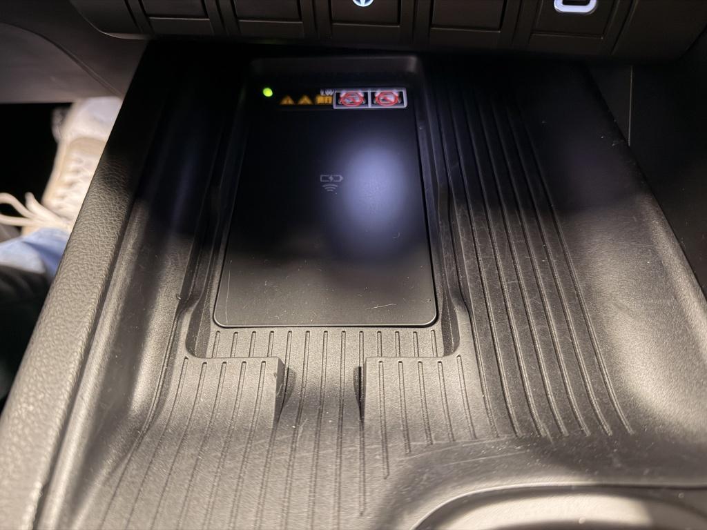 Toyota C-hr 2.0 phev 220 exec