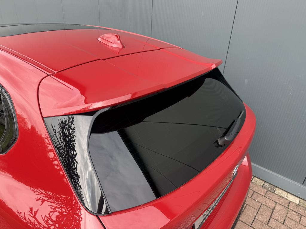 BMW 1 Serie 118i 136pk automaat high executive m-sportpakket 5-drs