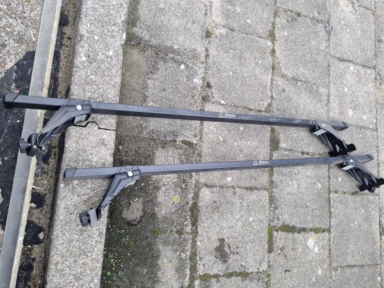 Universele dakdragers