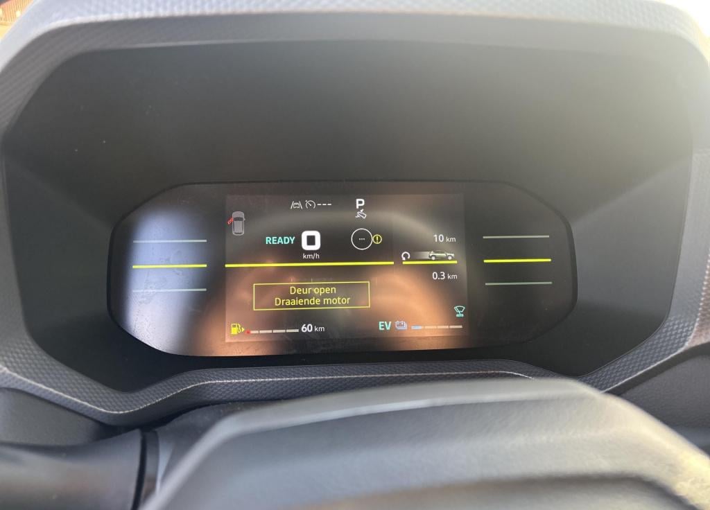 Dacia Duster 1.8 hybrid 155 expression - media nav live