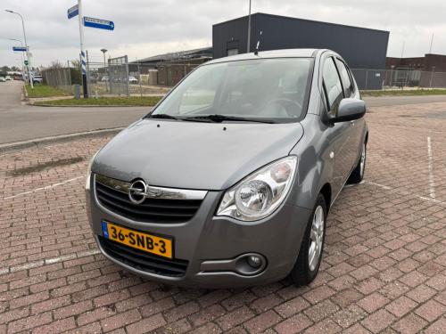 Opel agila bj 2011  2950 euro