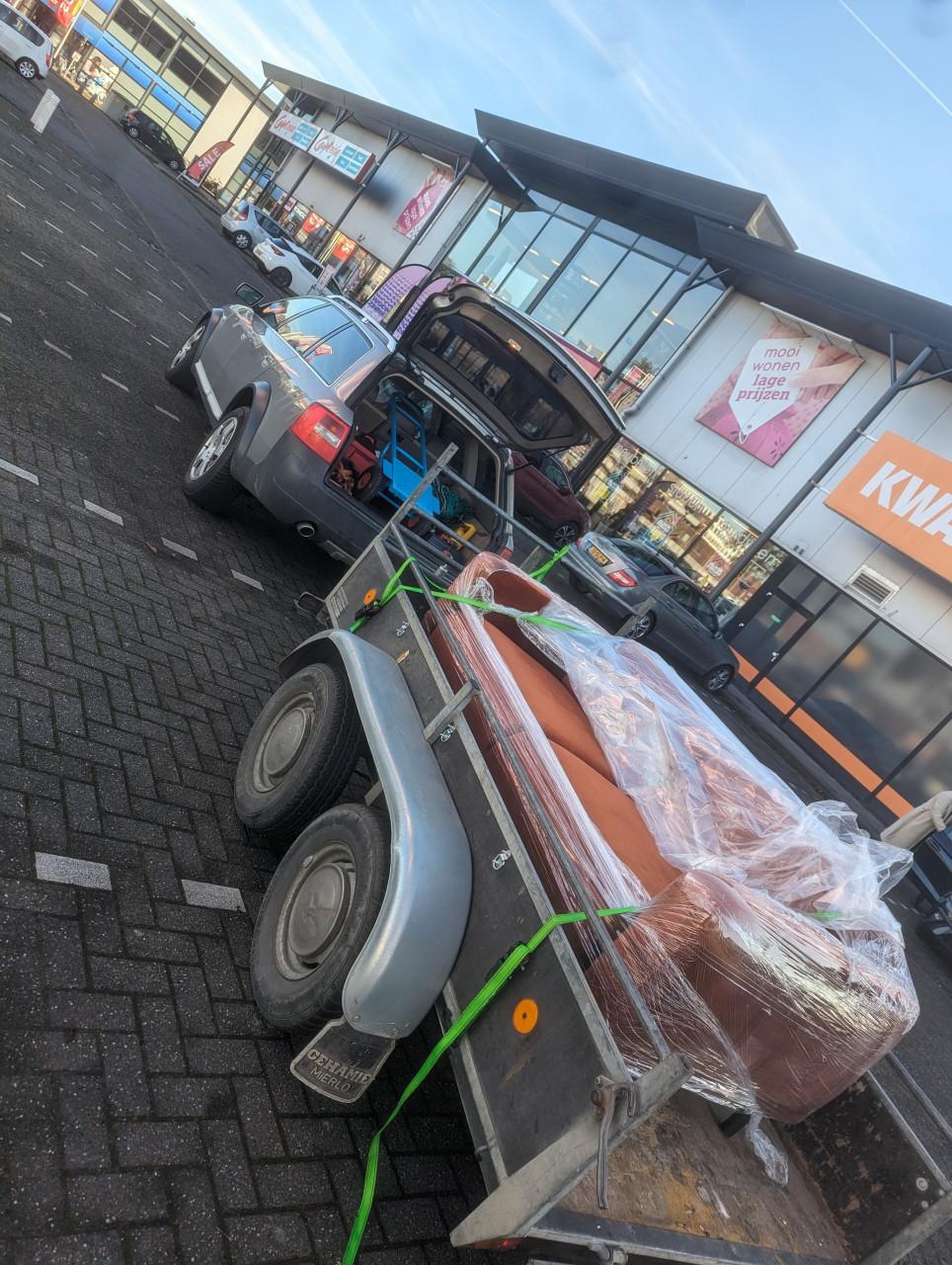 Vervoer Voertuigen met auto ambulance, Spullen vervoeren. Groot vervoer