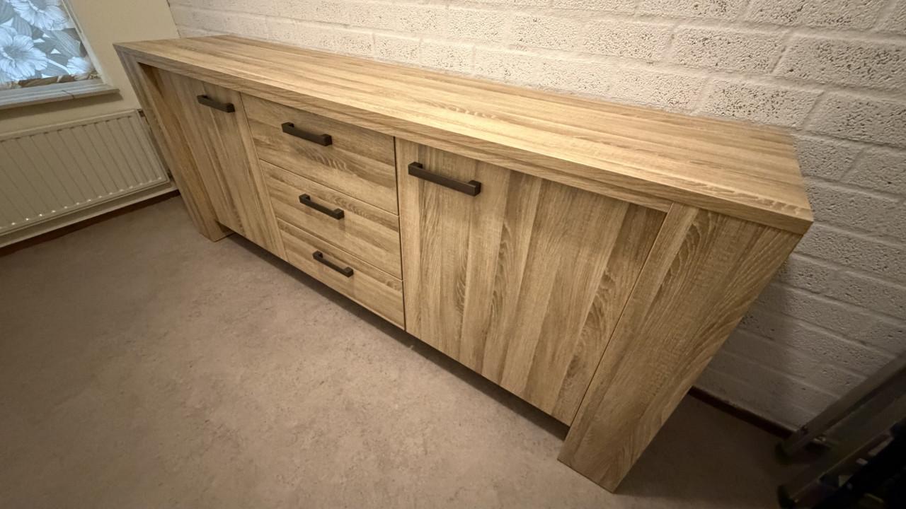 Eettafel met 4 stoelen