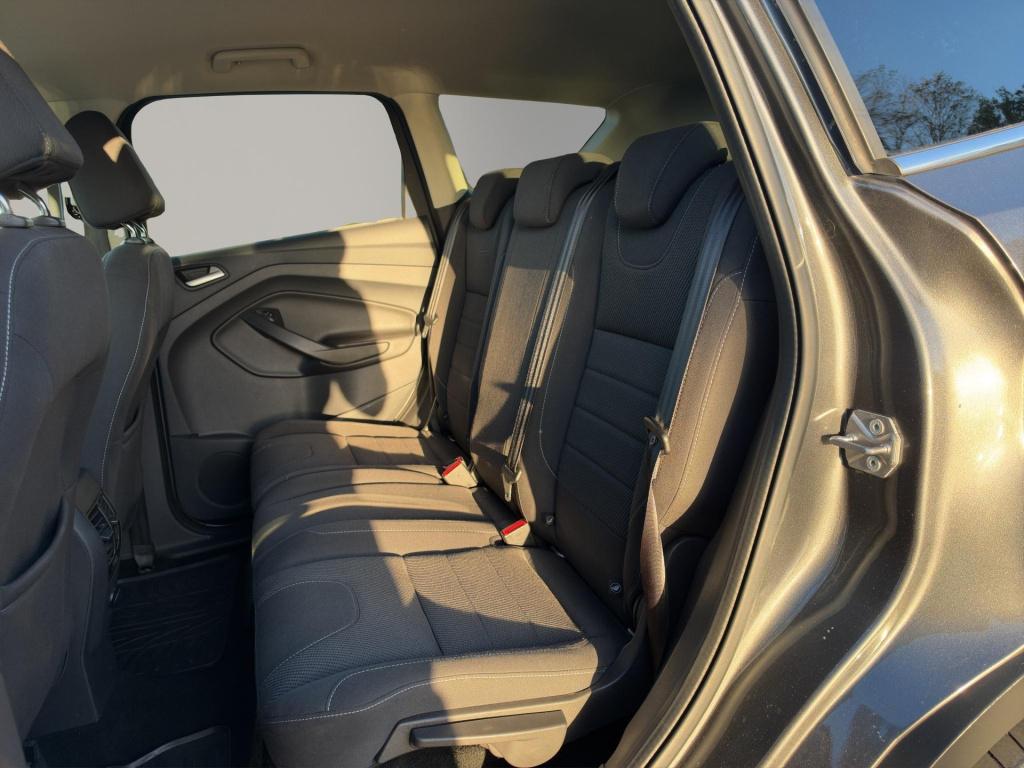 Ford Kuga 1.5 titanium plus clima stoelverwarming trekhaak