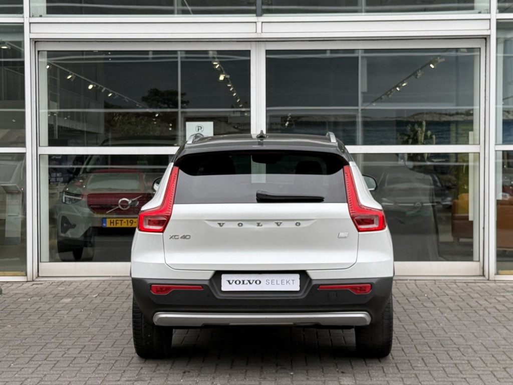 Volvo XC40 t5 262pk recharge business pro| navi| keyless| led| getint glas|