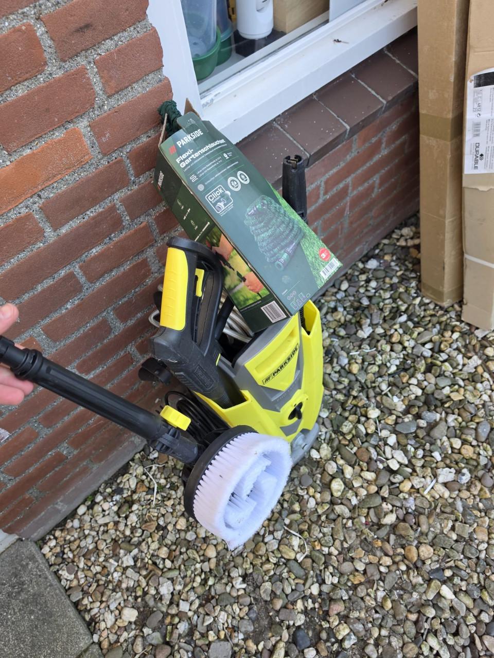 Parkside Hogedrukreiniger PHD 150 + Flexibele tuinslang-SET