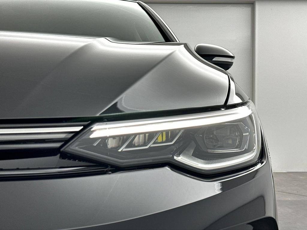 Volkswagen Golf style edition 204 pk plug in hybride