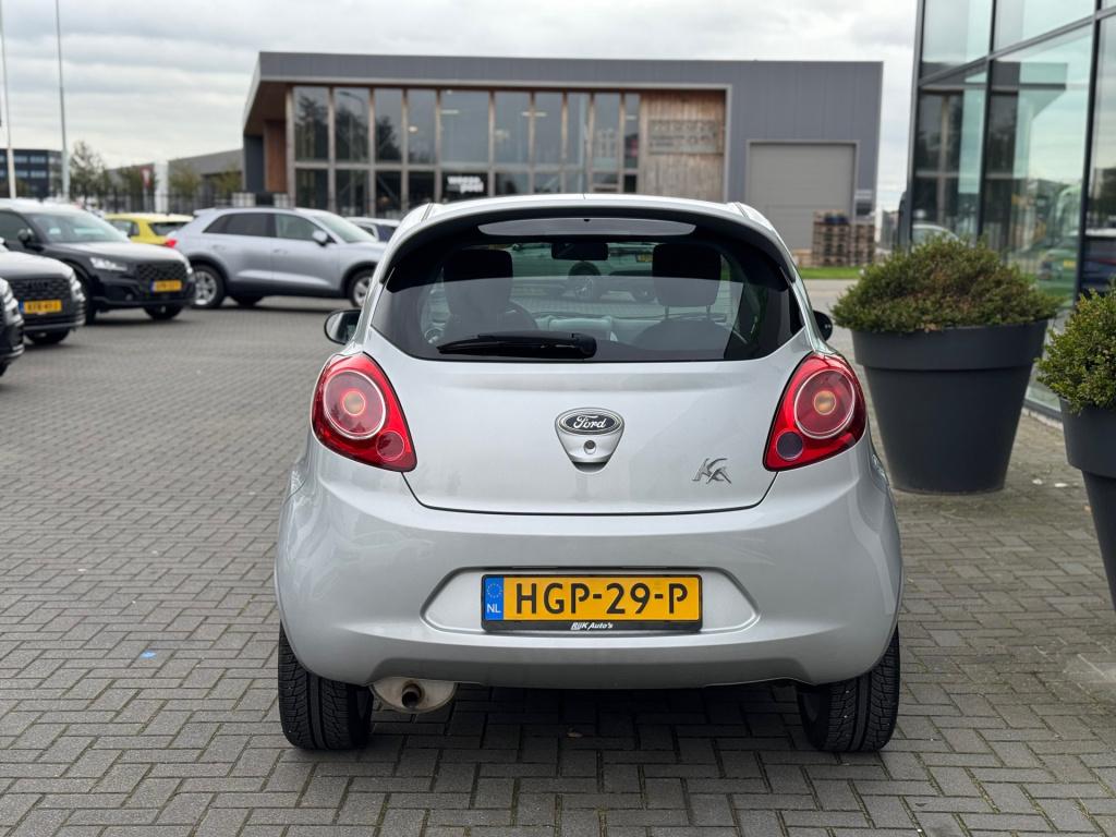 Ford KA 1.2 titanium * airco * l.m. velgen * apk tot 31-10-2027
