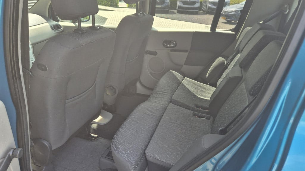 Renault Modus 1.2-16v dynamique comfort airco, cruise control, trekhaak