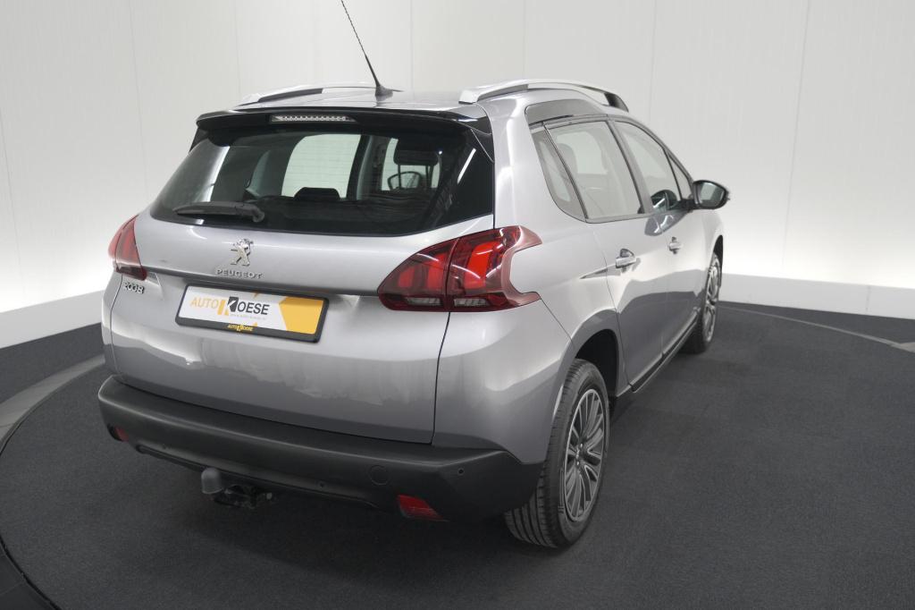 Peugeot 2008 puretech 110 blue lion | trekhaak | apple carplay | parkeersen