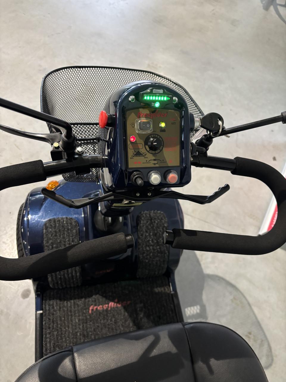 Scootmobiel tiger 4 (lithium)