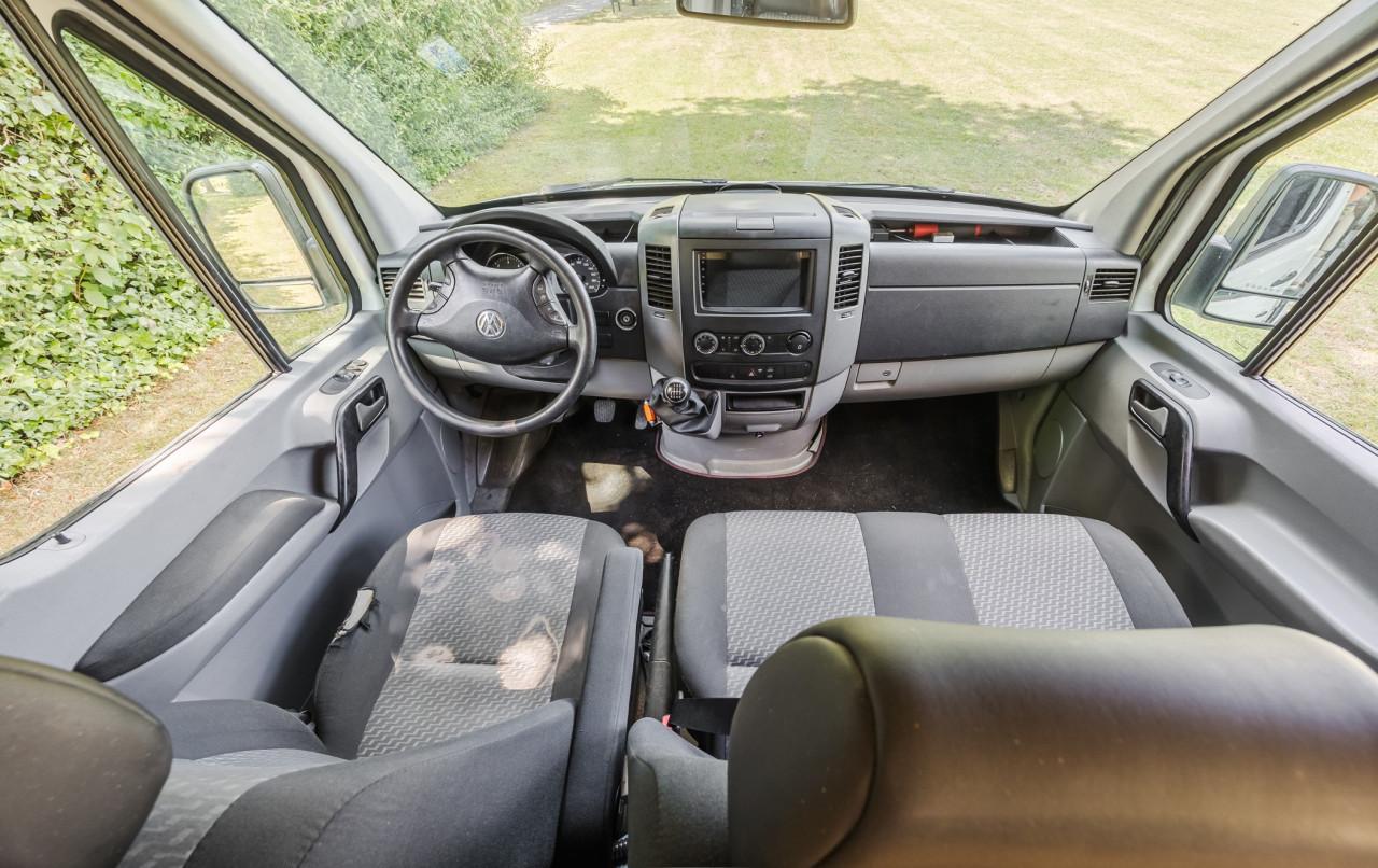 Unieke VW Crafter L2H2, Breedte bed, off-grid voorziening