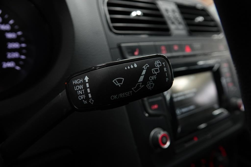 Volkswagen Polo 1.0 comfortline | 17" | cruise | stoelverw. |