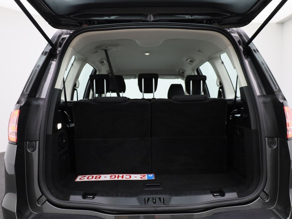 Ford Galaxy 2.5i hev titanium | automaat | 7-persoons | trekhaak | parkeer 