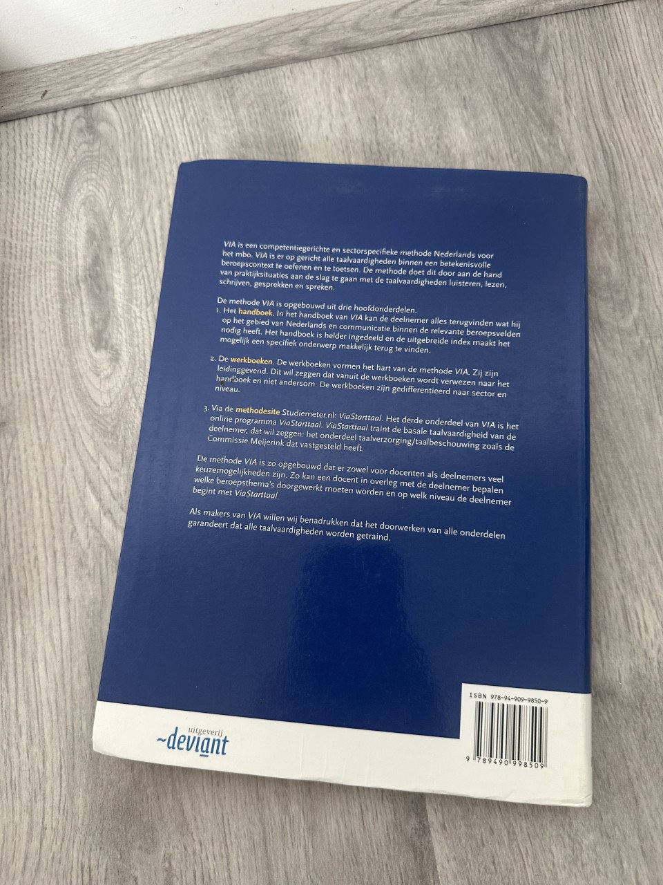 VIA handboek competentiegerichte methode Nederlands