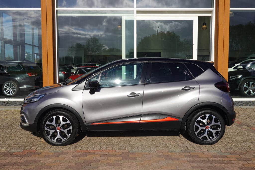 Renault Captur 1.3 tce intens 150 pk!