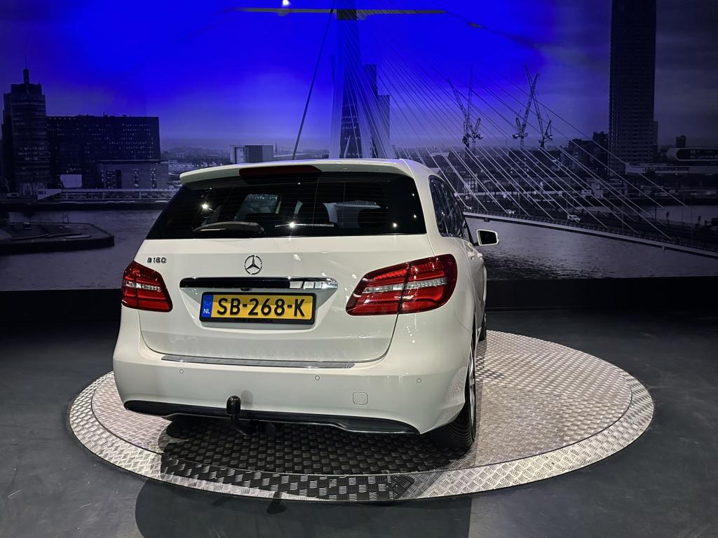 Mercedes-Benz B-Klasse 180 *nl-auto*camera*trekhaak*led*navi*