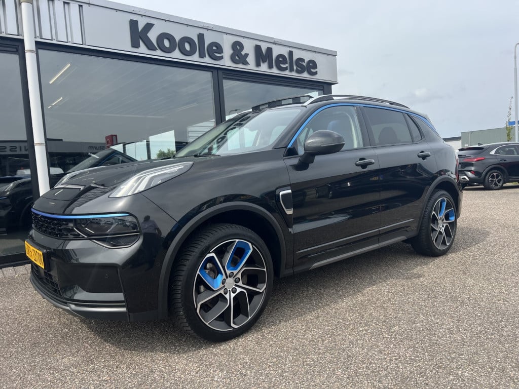Lynk & Co 01 1.5 261pk plug in hybrid , panodak , adaptive cc , 360gr camer
