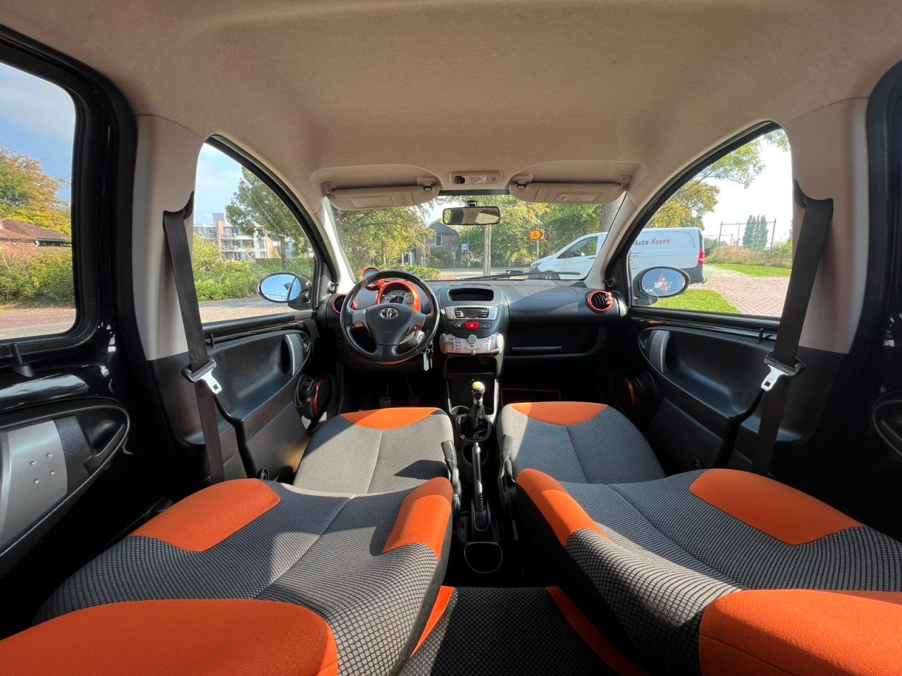 Toyota Aygo 1.0 VVT-i Dynamic Orange|N.A.P.|Nieuwe APK