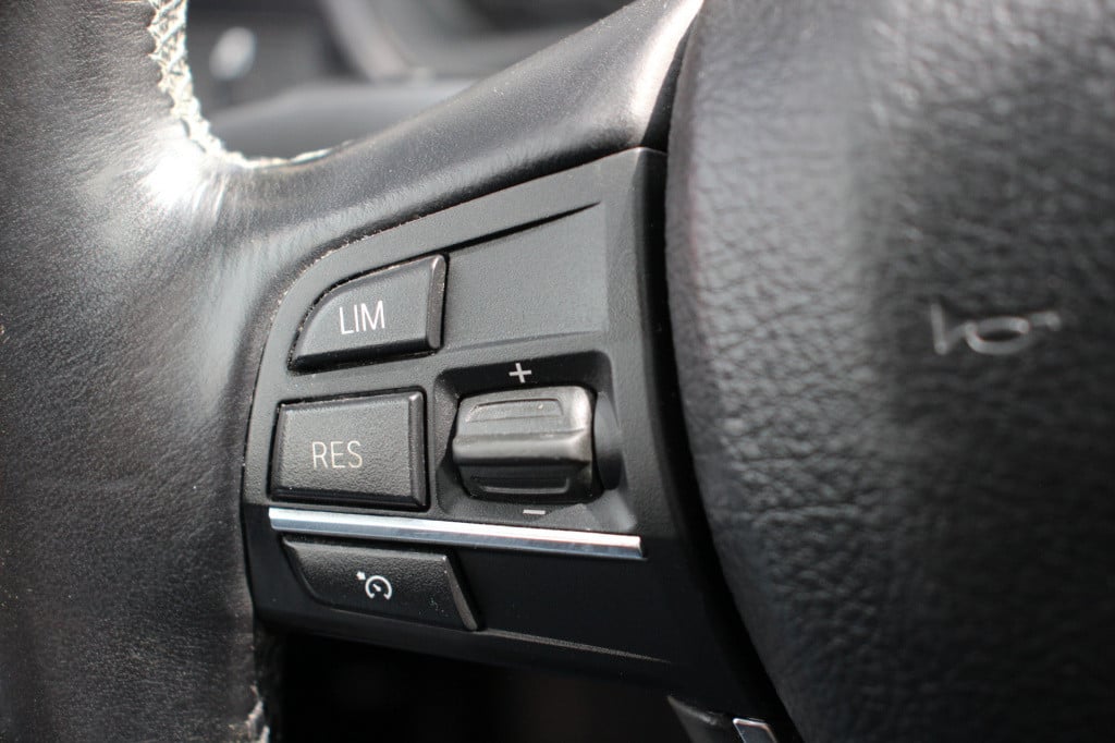 BMW 5 Serie touring 523i high executive | leder | memory | pano | dealer on