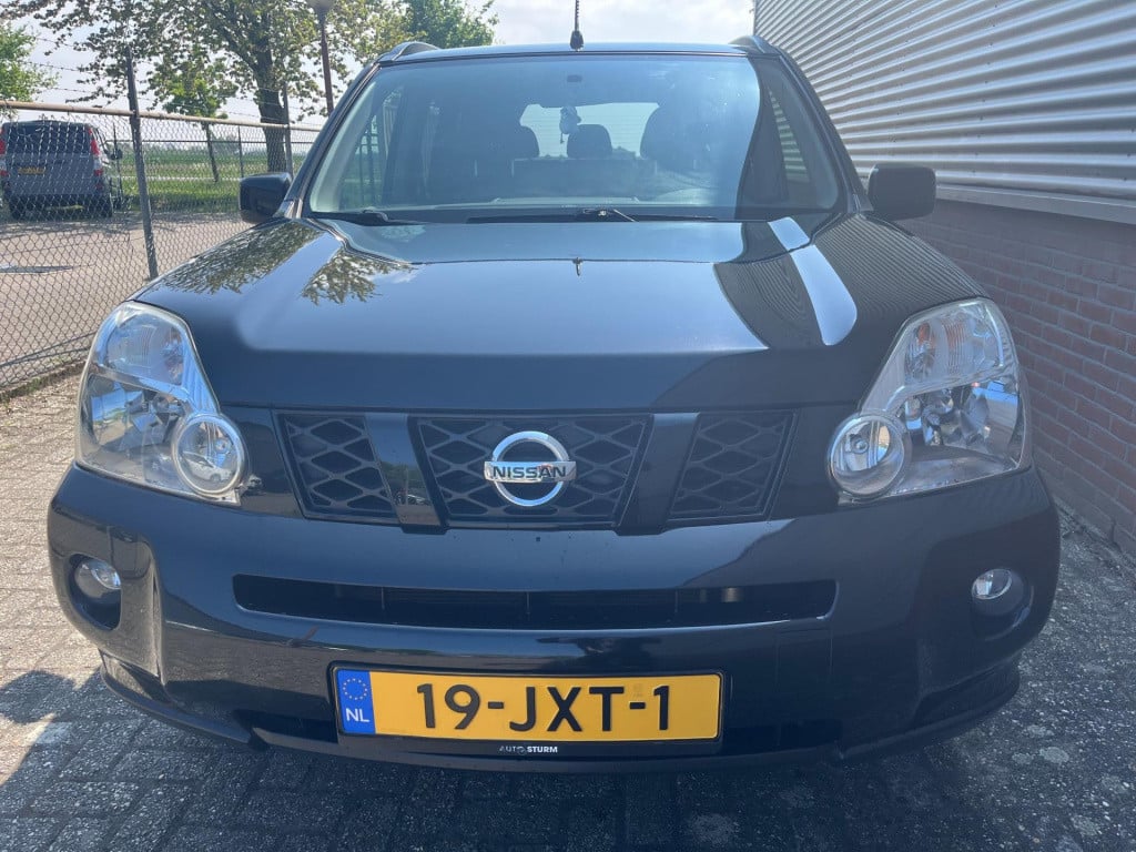 Nissan X-Trail 2.0 xe 4wd