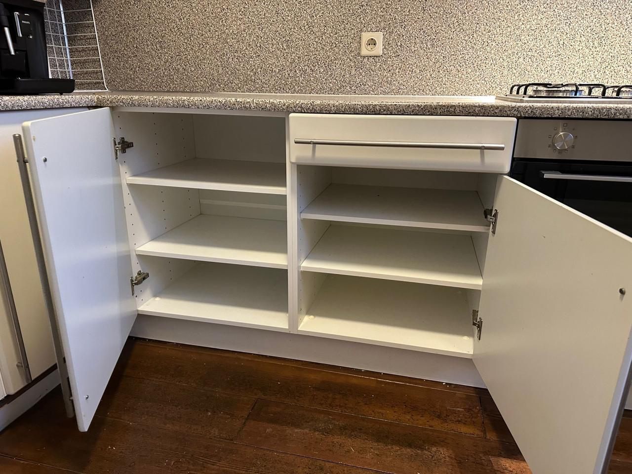 Gratis keuken (zelf eruit halen met apparatuur)