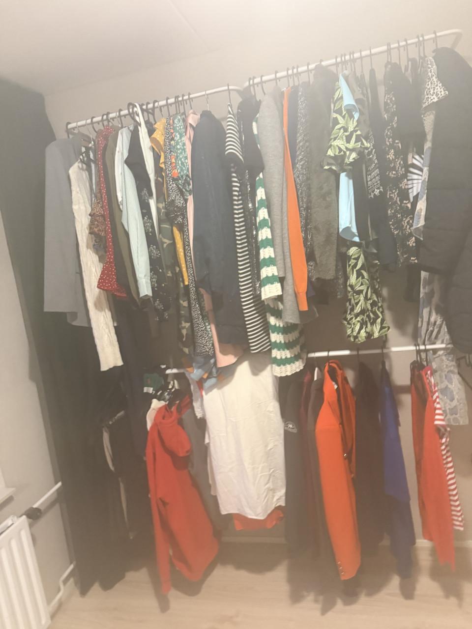 Partij mooie kleding (veel merk)