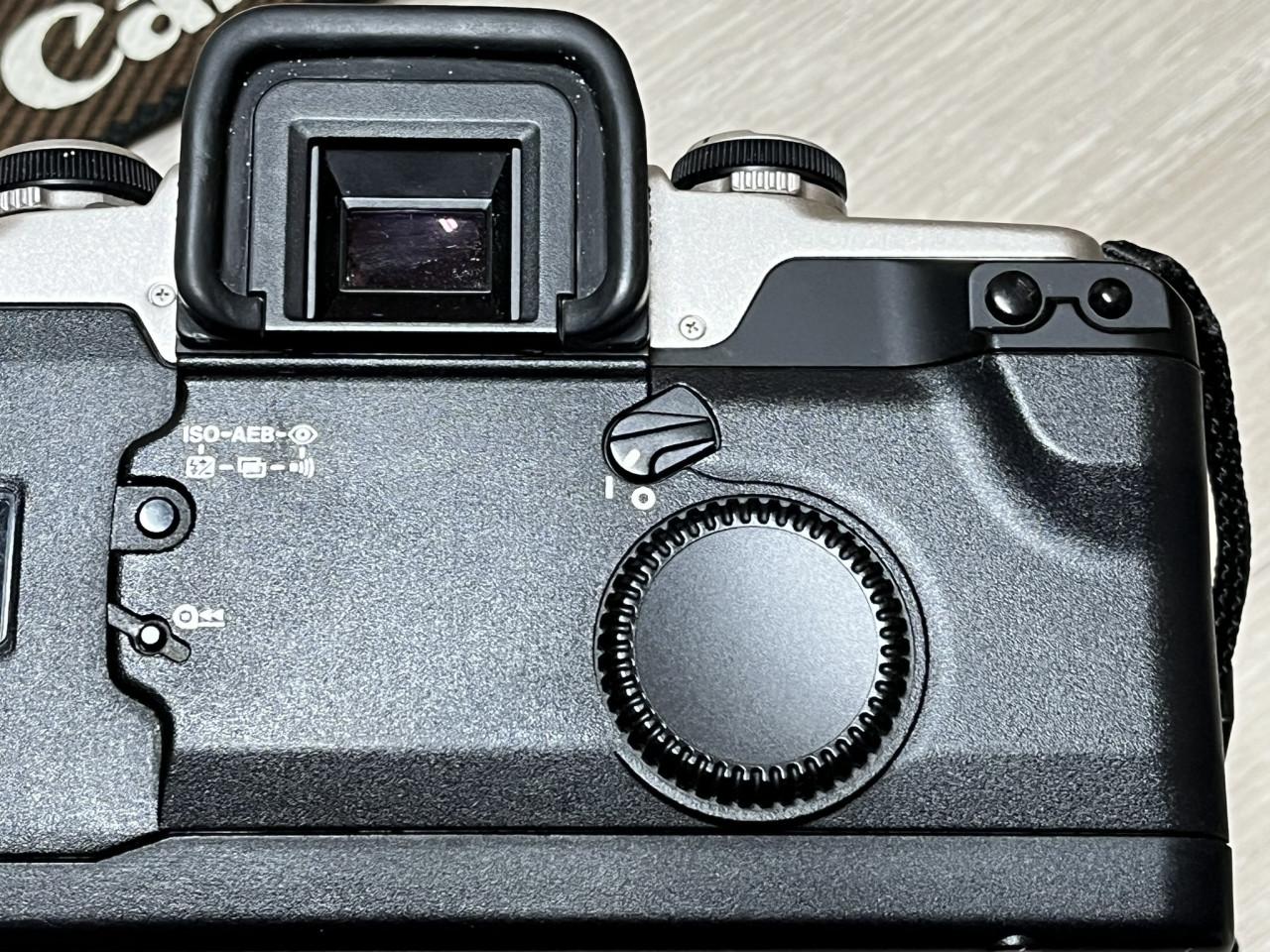 Analoge Spiegelreflex Canon EOS 50E (incl lens)