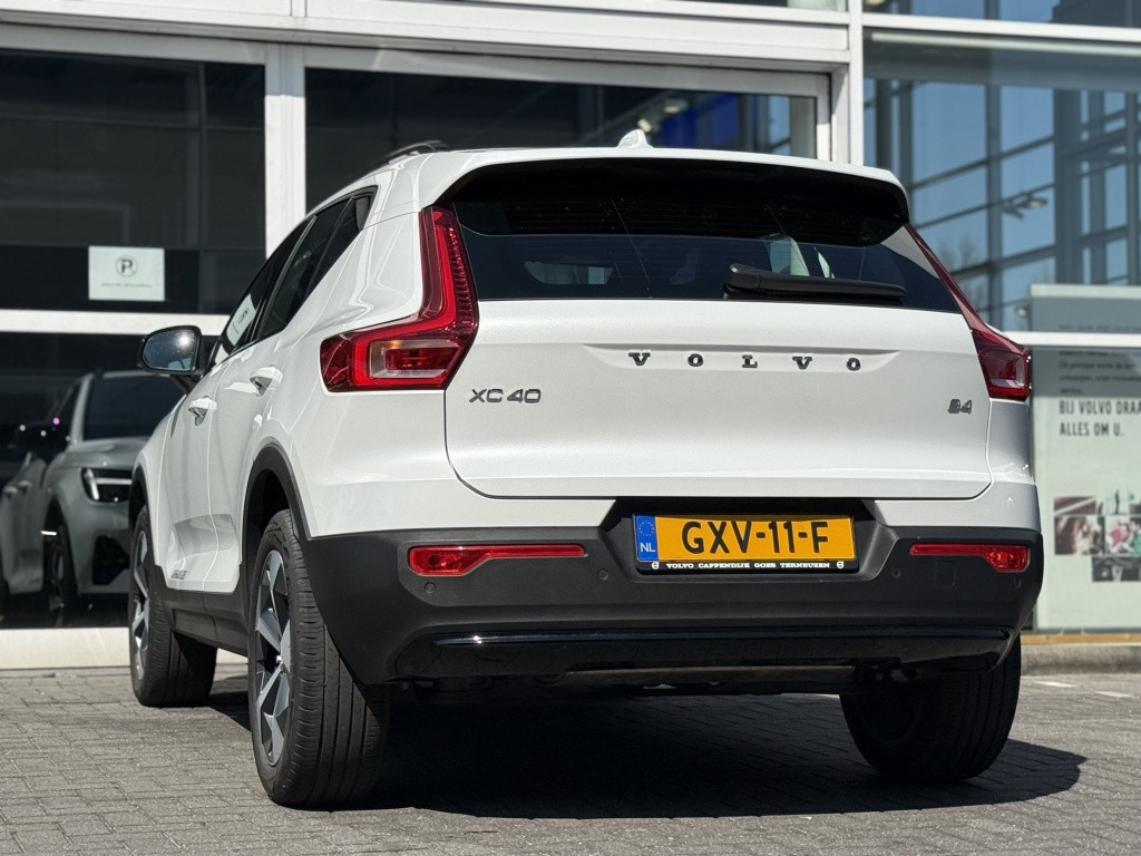 Volvo XC40 b4 197pk plus dark| 360camera| adap.cruise| elek.stoelen