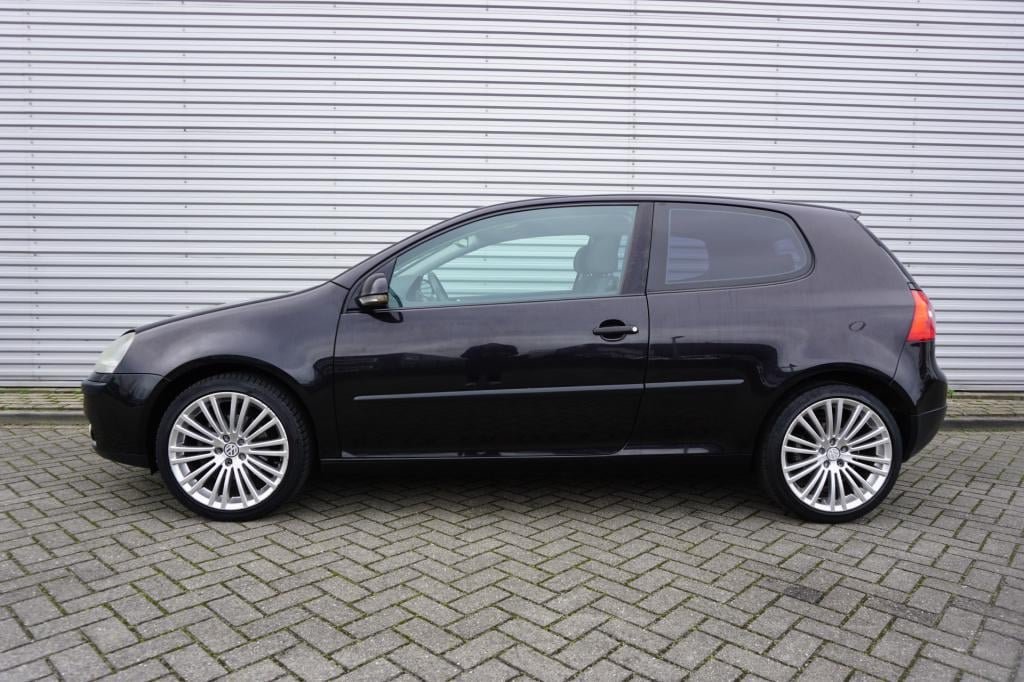 Volkswagen Golf 1.6 fsi comfortline climate / cruise / elektr. ramen / lm v