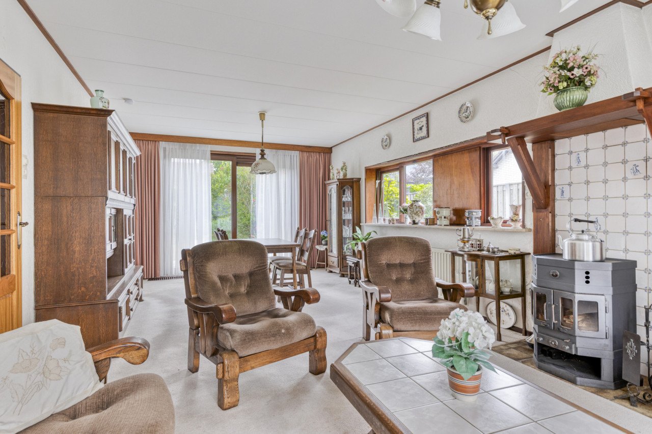 Vrijstaande met slaapkamer en badkamer op BG – 600 m²