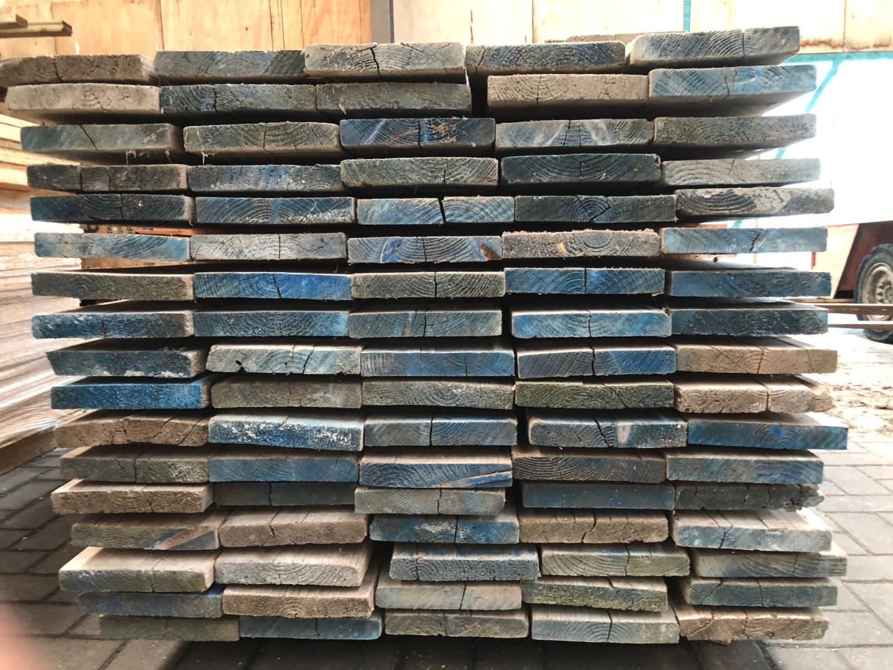 Vuren Steigerplank ME 32x200mm Gedroogd L= 5m € 4,- per m1 Incl. Btw.