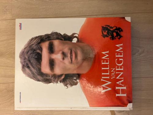 Boek Willem van Hanegem