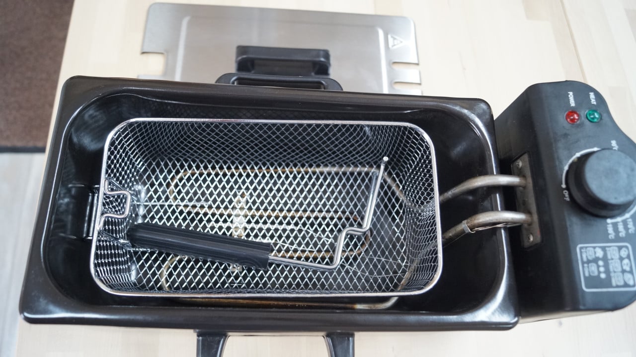Home essentials (Tristar) friteuse 2000W 3 liter