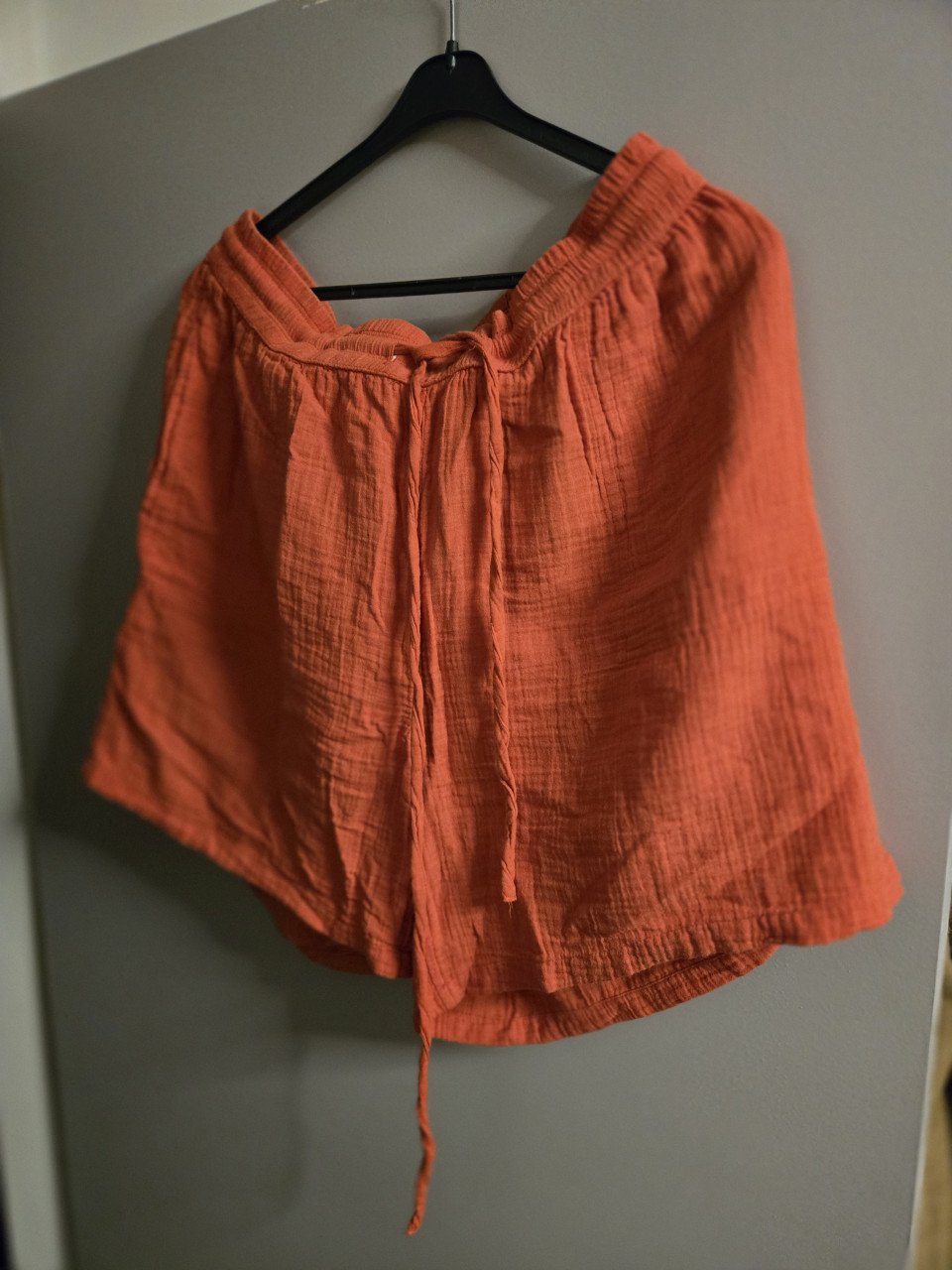 Setje van oranje blouse en short Hema Maat L  Krinkelstof 100% katoen
