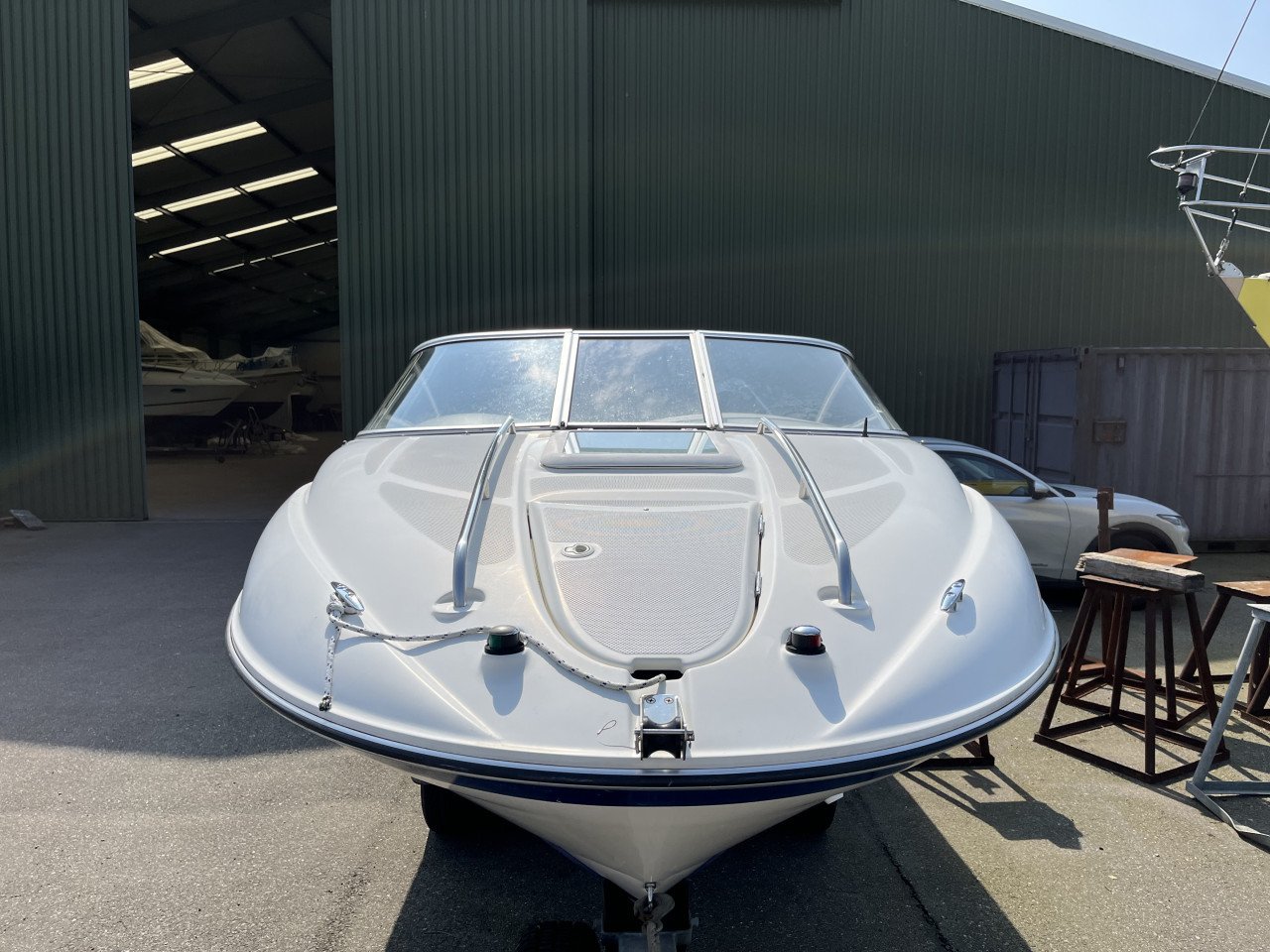 Bayliner 602 Cuddy, in perfecte staat 220 pk bj 2004, INCL Riba Trailer