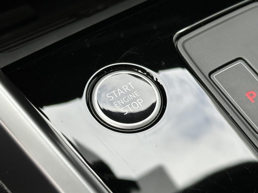 Audi A3 limousine 35 tfsi 150pk s-tronic advanced | camera | adap. cruise |