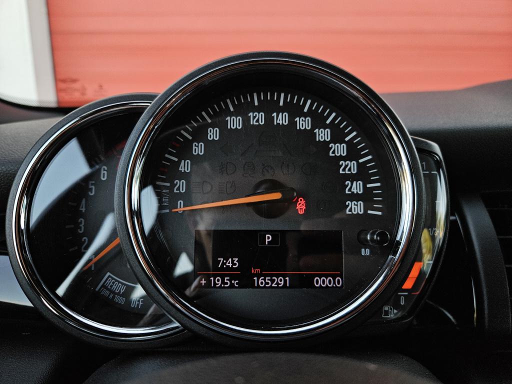 Mini 5-deurs 1.5 cooper pepper serious business | keyless | rijklaar inclus